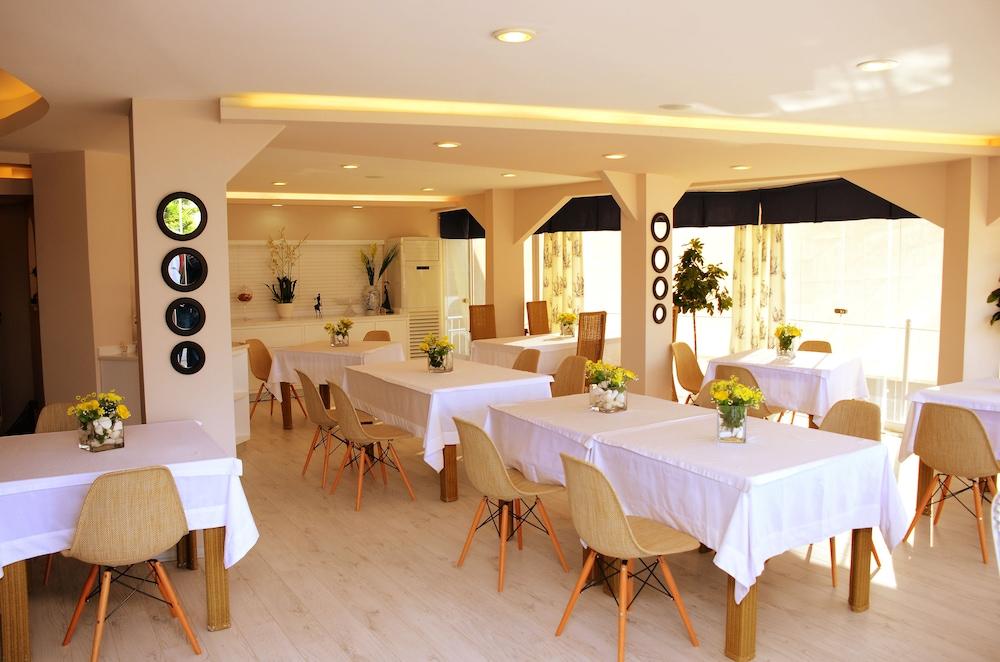 Ata Park Hotel Фетхіє Екстер'єр фото