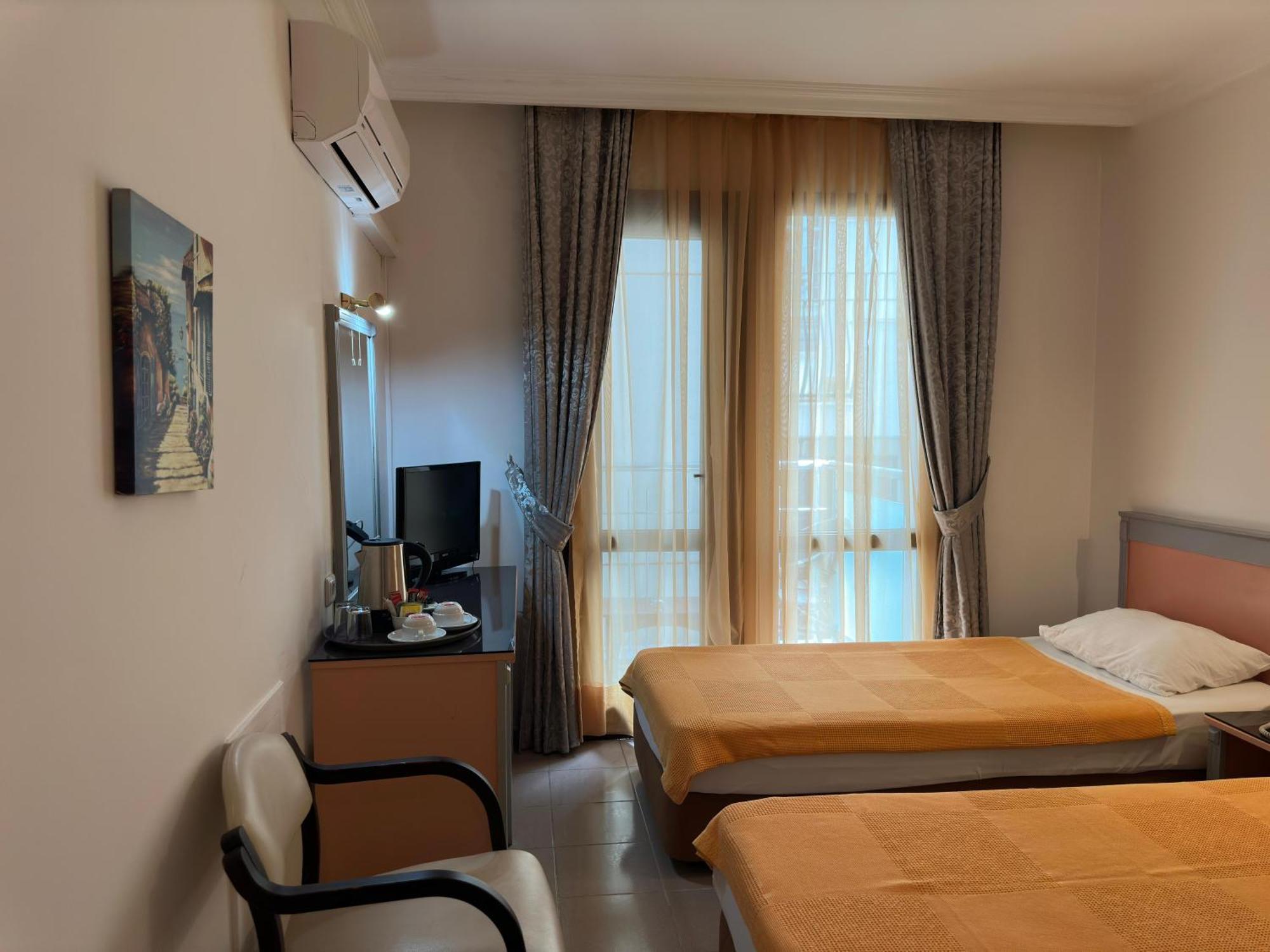 Ata Park Hotel Фетхіє Екстер'єр фото
